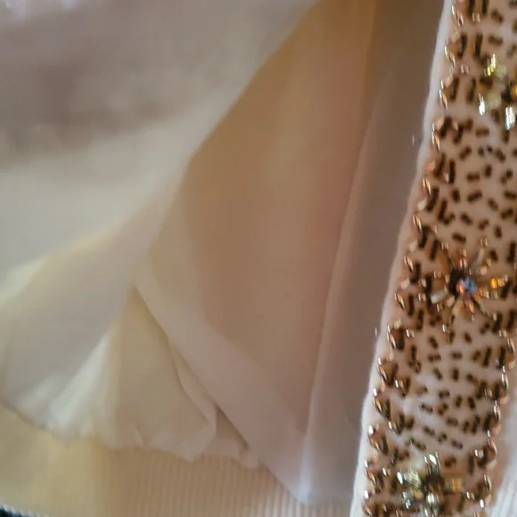 Sweater - Picture 3 of 4